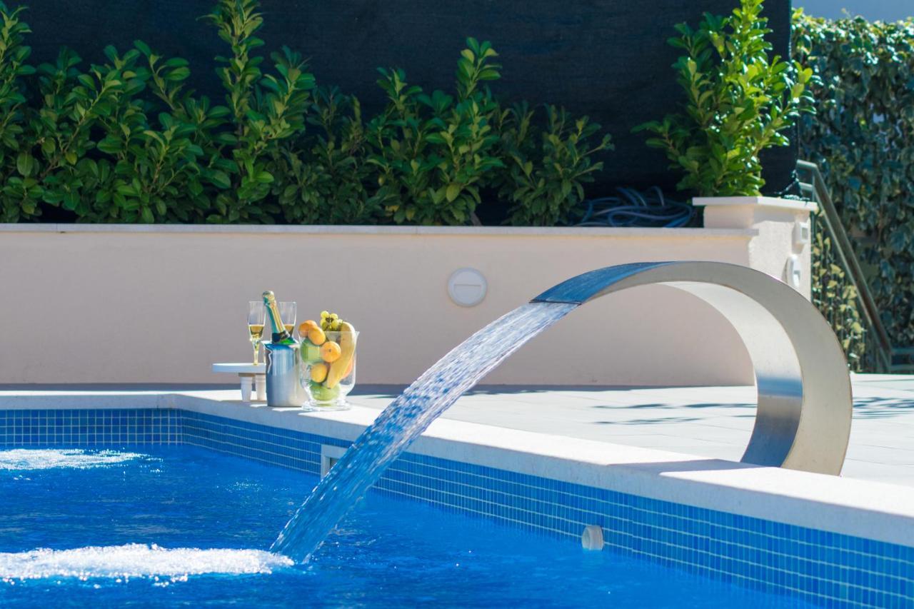 Villa Milena With Heated Pool And Jacuzzi Kostanje Luaran gambar