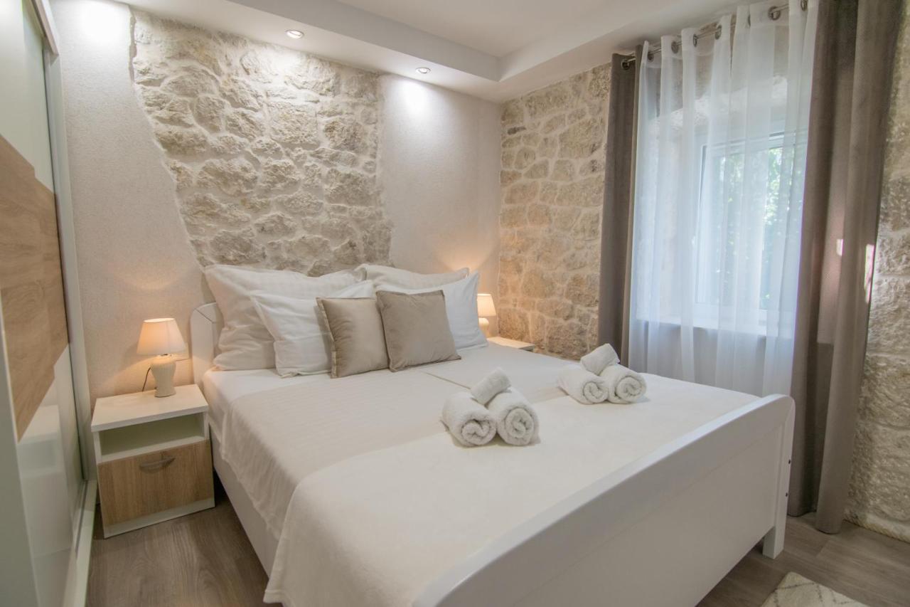 Villa Milena With Heated Pool And Jacuzzi Kostanje Luaran gambar