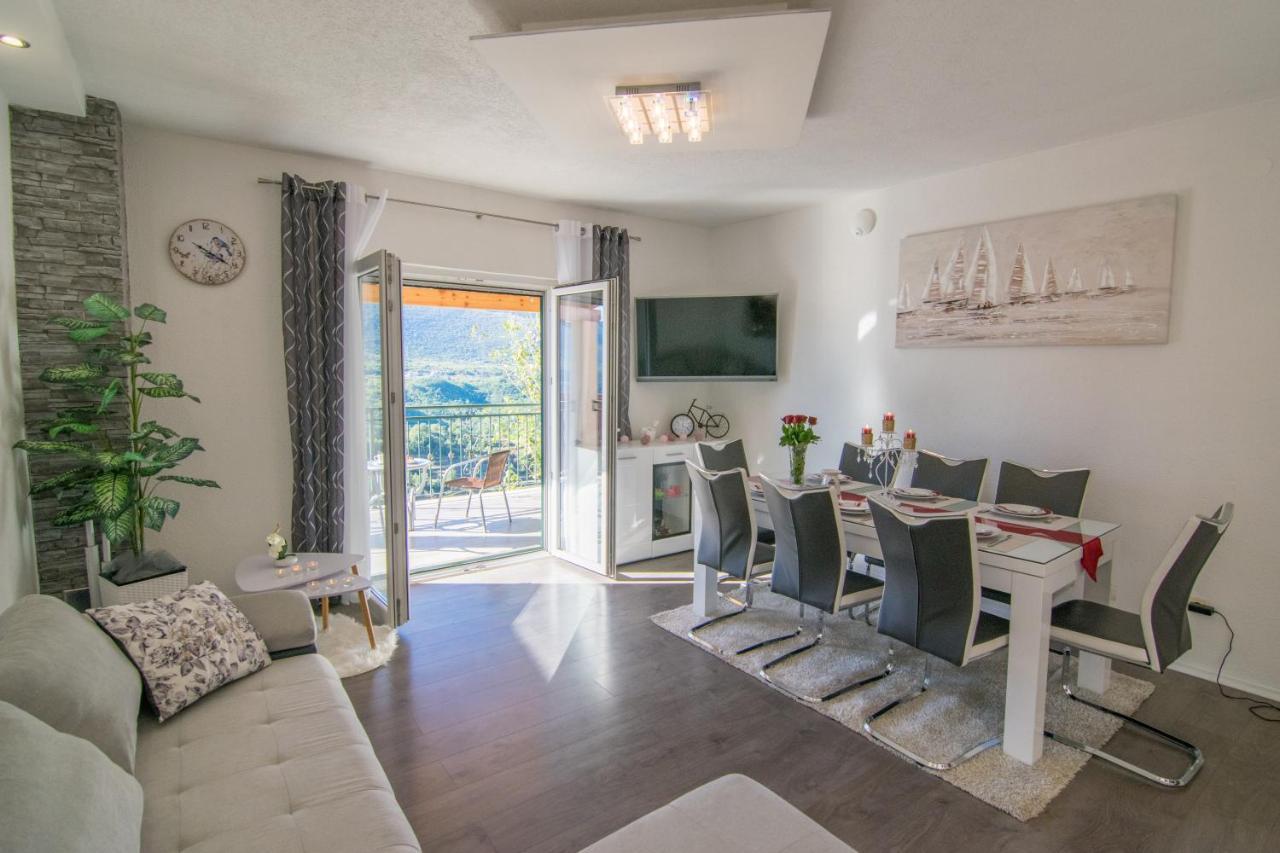Villa Milena With Heated Pool And Jacuzzi Kostanje Luaran gambar