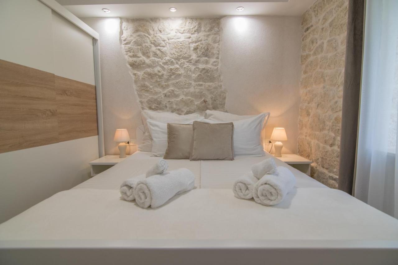 Villa Milena With Heated Pool And Jacuzzi Kostanje Luaran gambar