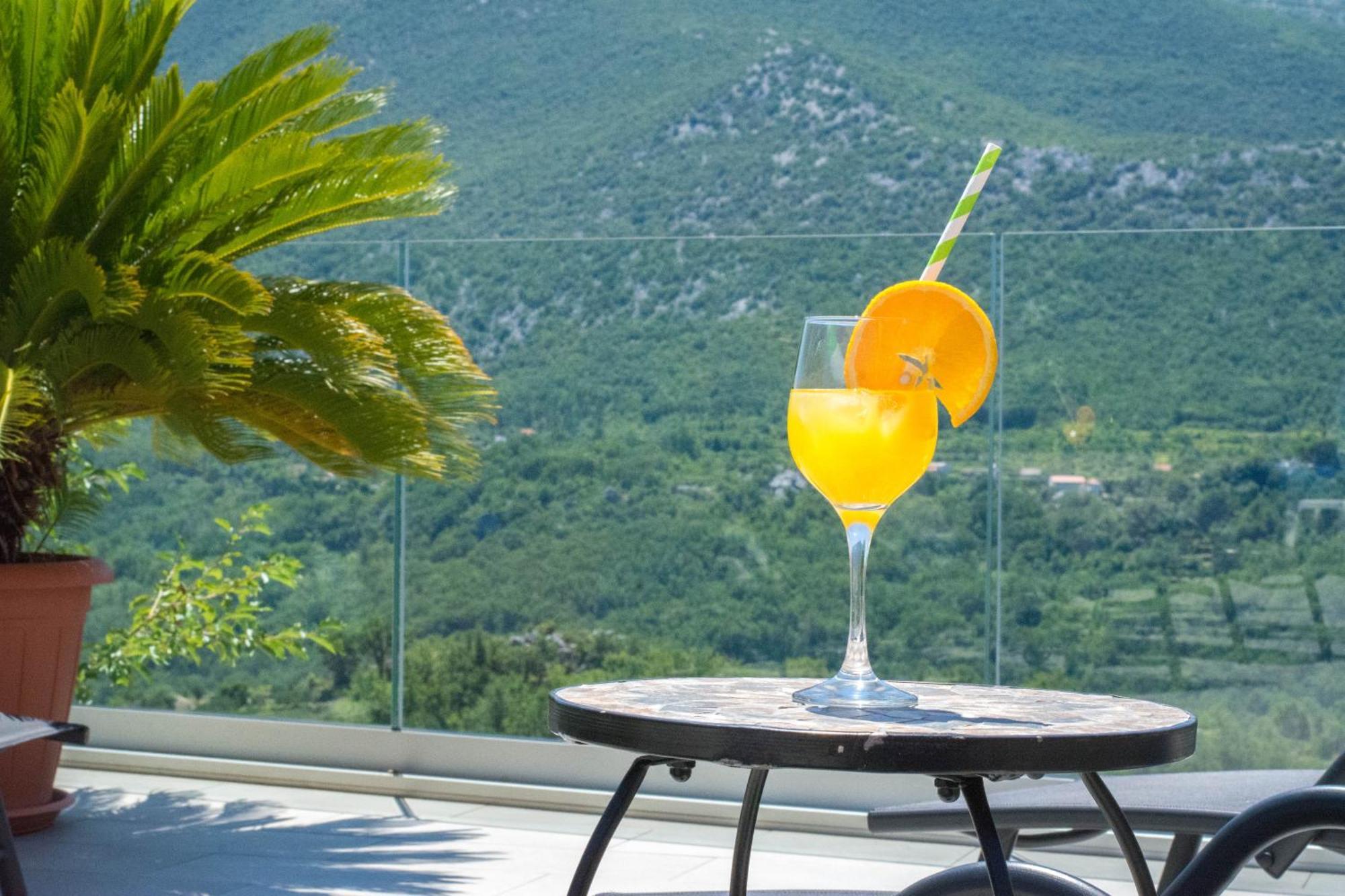 Villa Milena With Heated Pool And Jacuzzi Kostanje Luaran gambar